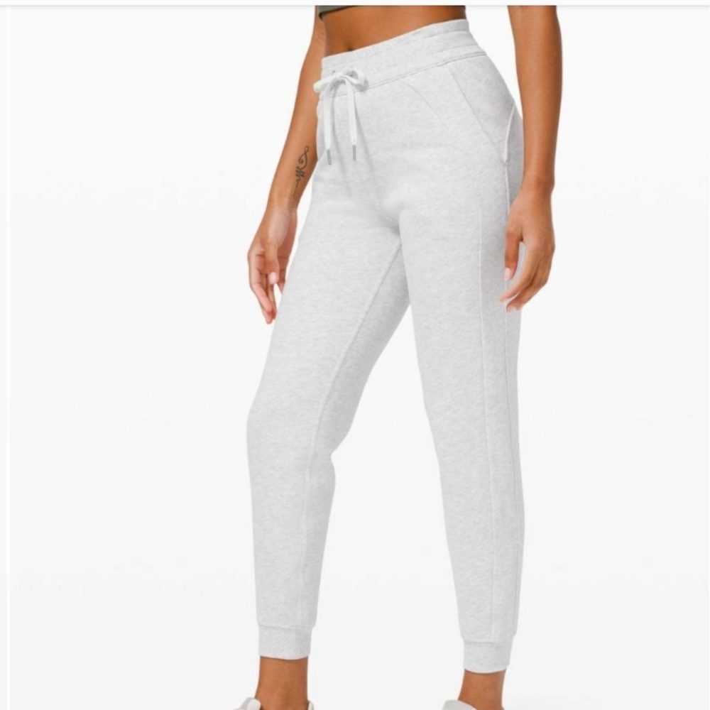 Heather Grey Cotton Drawstring Joggers. Size 8. EUC. - Picture 3 of 8
